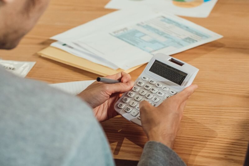 When Is Your Final Paycheck Due in Massachusetts?